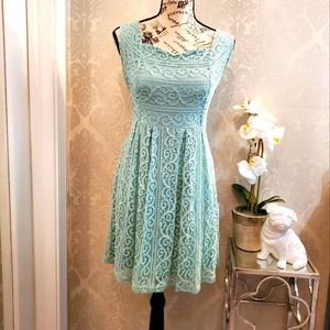 💎Alya Lace Overlay Mint Dress